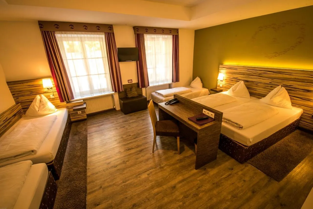 Hotel Dollinger Innsbruck 3*,  Austria